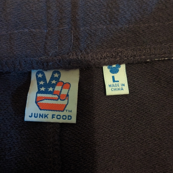 Junk Food brand Disney kid's drawstring shorts size L - Picture 4 of 5